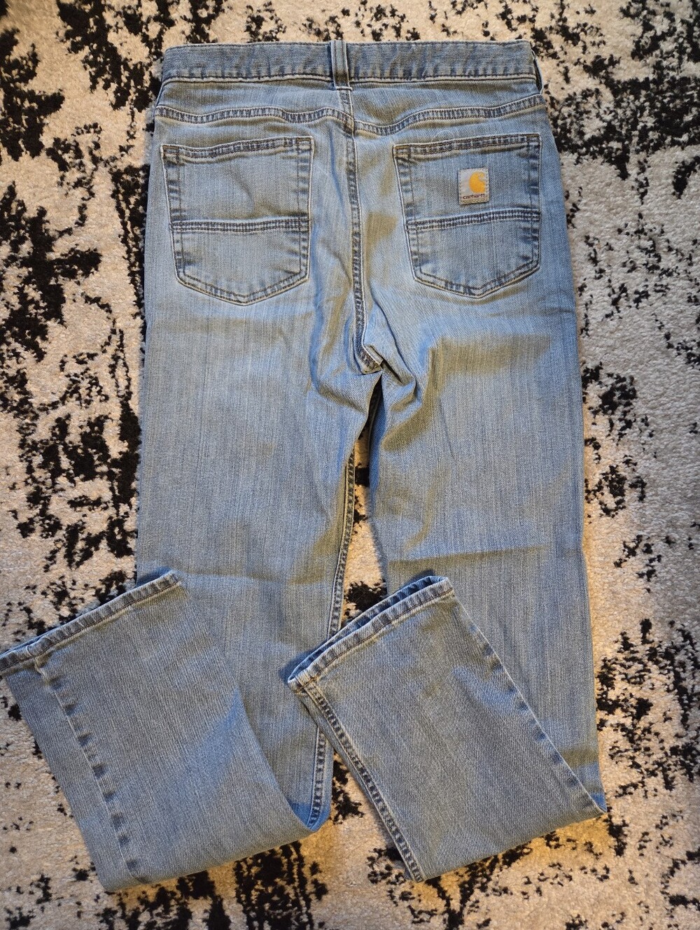 Carhartt Men's Straight Relaxed Fit Jeans in Light Blue Denim - Picture 4 of 4